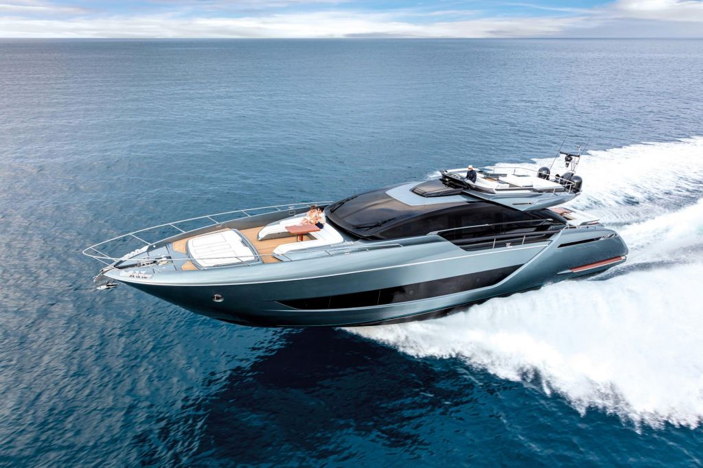 Riva88'FolgoreNewCruising_0016_46414.jpg