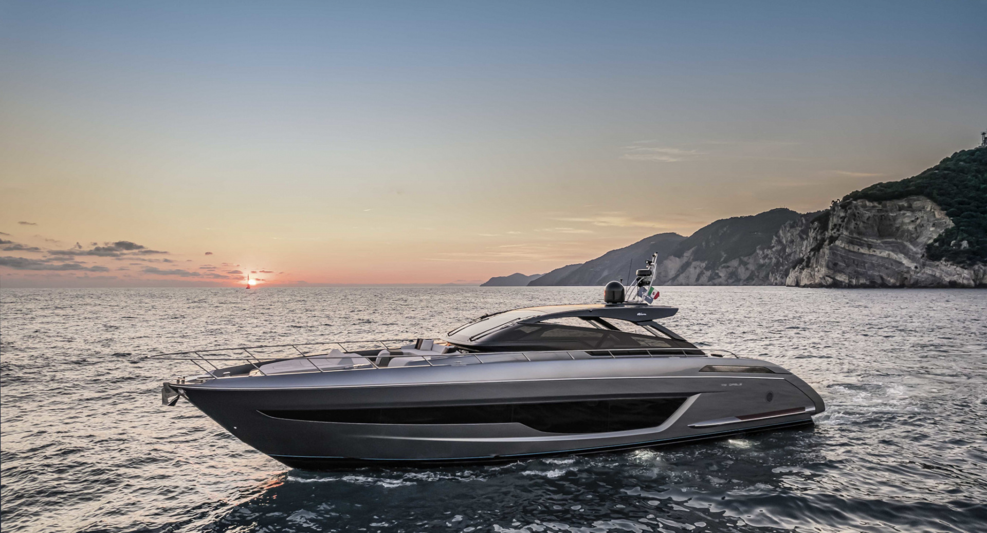 Motor Yacht Riva 112